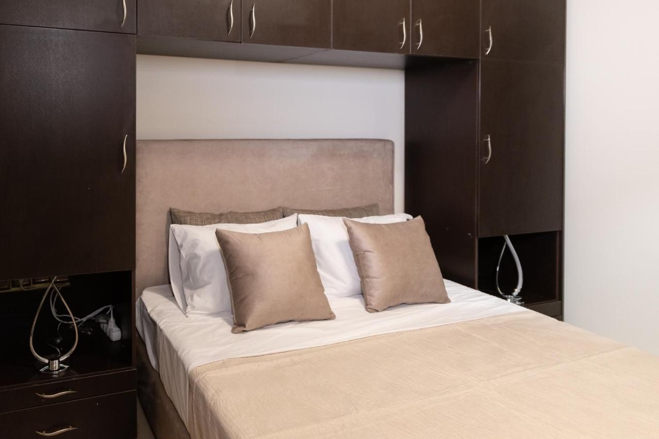 Pasiphae Lux Apartment Downtown Heraklion Exteriör bild